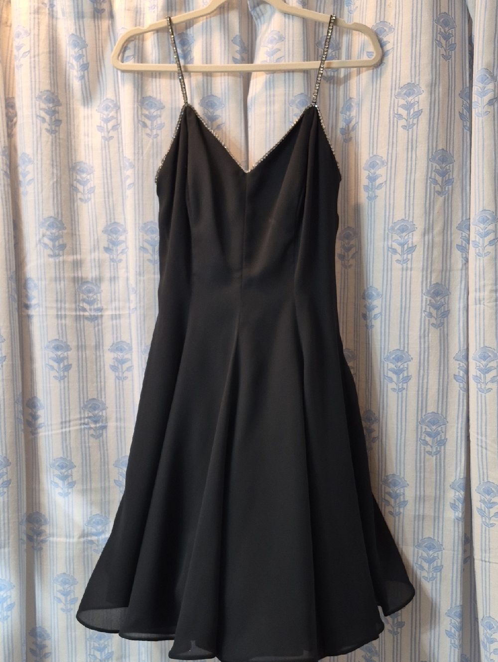 E Francis Rhinestone spaghetti strap Trim Evening Party Black Mini Dress Sz 8